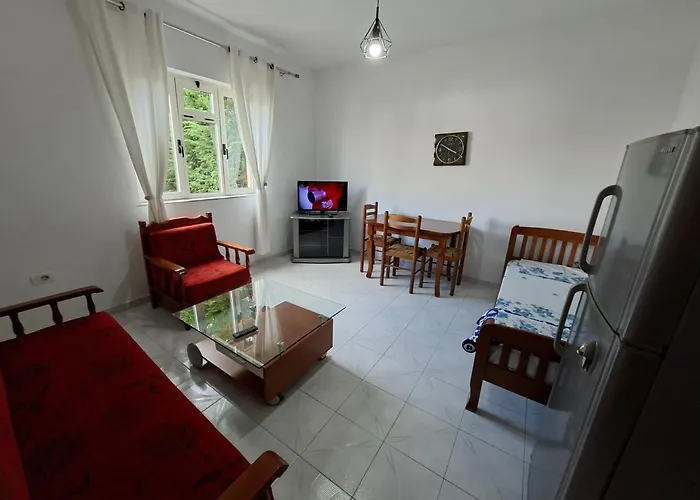 , Free Parking & Balcony Διαμέρισμα