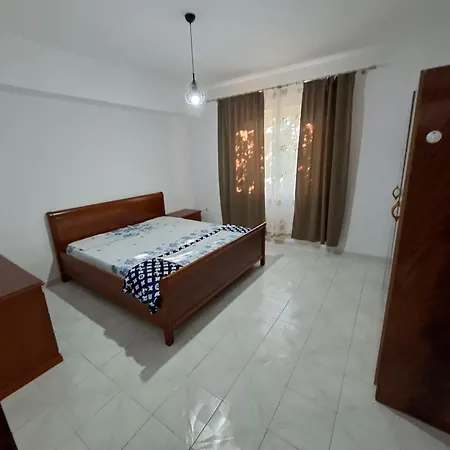 , Free Parking & Balcony * Tirana