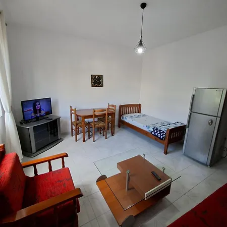 Apartment , Free Parking & Balcony