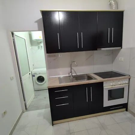 , Free Parking & Balcony Appartement *